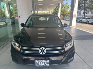 Used 2017 Volkswagen Tiguan Limited w/ Premium Package image 1