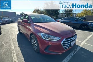 Used 2017 Hyundai Elantra SE image 1