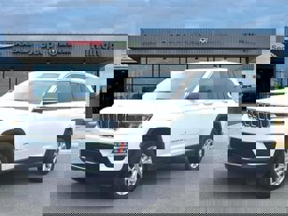 Certified 2023 Jeep Grand Cherokee Limited image 1