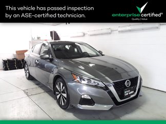 Used 2022 Nissan Altima 2.5 SV w/ SV Premium Package image 1