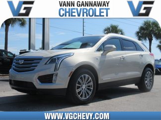 Used 2017 Cadillac XT5 Luxury w/ Driver Awareness Package image 1