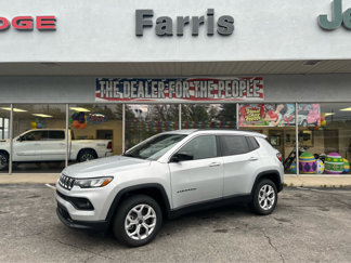 New 2025 Jeep Compass Latitude image 1