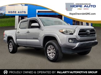 Used 2016 Toyota Tacoma SR5 w/ SR5 Appearance Package (SN) image 1