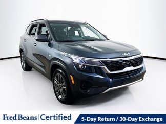 Certified 2023 Kia Seltos S image 1