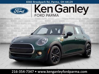 Used 2019 MINI Cooper 4-Door Hardtop image 1