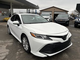 Used 2019 Toyota Camry LE image 1