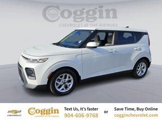 Used 2022 Kia Soul LX w/ Technology Package image 1