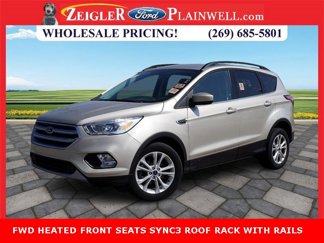 Used 2017 Ford Escape SE w/ Equipment Group 201A image 1