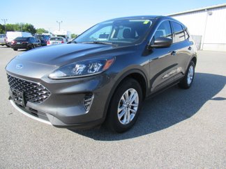 Used 2020 Ford Escape SE image 1