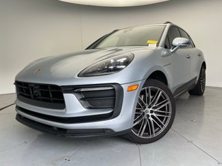 Certified 2024 Porsche Macan image 1