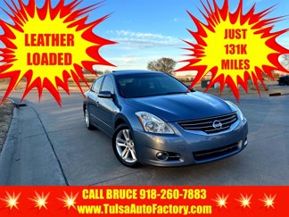 Used 2012 Nissan Altima 3.5 SR w/ Sport Pkg image 1