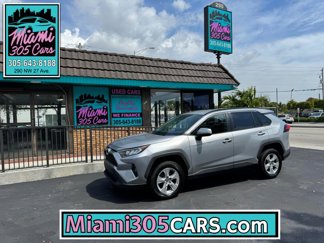 Used 2021 Toyota RAV4 XLE image 1