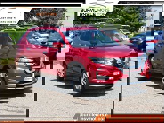 Used 2017 Nissan Rogue SV image 1