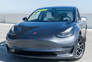 Used 2018 Tesla Model 3 Long Range image 1