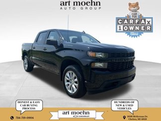 Used 2021 Chevrolet Silverado 1500 Custom image 1
