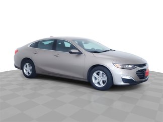 Used 2024 Chevrolet Malibu LT image 1