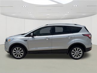 Used 2017 Ford Escape Titanium image 1