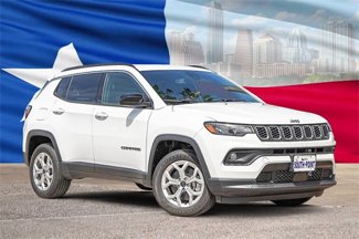 New 2025 Jeep Compass Latitude image 1