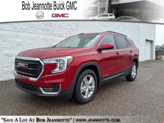 Certified 2022 GMC Terrain SLE w/ Driver Convenience Package image 1