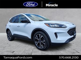 Used 2022 Ford Escape SE w/ SE Sport Appearance Package image 1