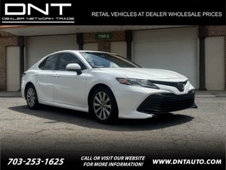 Used 2018 Toyota Camry LE image 1