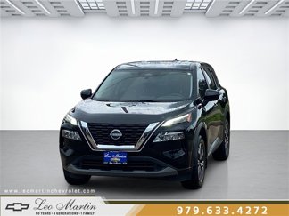 Used 2023 Nissan Rogue SV image 1