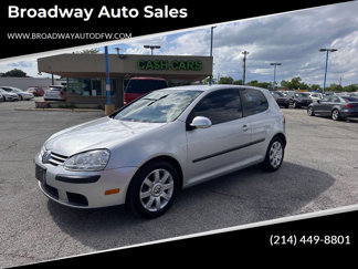 Used 2009 Volkswagen Rabbit S image 1