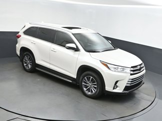 Used 2019 Toyota Highlander XLE image 1