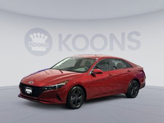 Used 2021 Hyundai Elantra SEL image 1