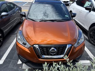 Used 2019 Nissan Kicks SV image 1