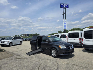 Used 2011 Dodge Grand Caravan Crew w/ Driver Convenience Group image 1