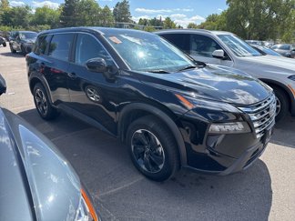 Used 2024 Nissan Rogue SV image 1