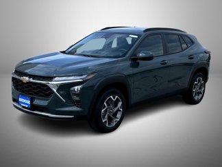 New 2025 Chevrolet Trax LT w/ Driver Confidence Package image 1