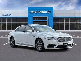 Used 2019 Lincoln Continental Premiere image 1