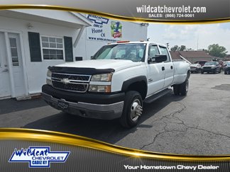 Used 2005 Chevrolet Silverado 3500 W/T w/ Heavy-Duty Power Package image 1