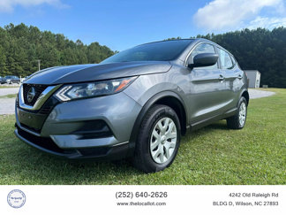 Used 2020 Nissan Rogue Sport S image 1