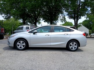 Used 2017 Chevrolet Cruze LS image 1