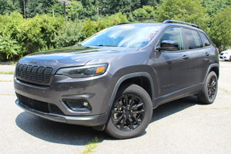 Certified 2023 Jeep Cherokee Altitude Lux image 1