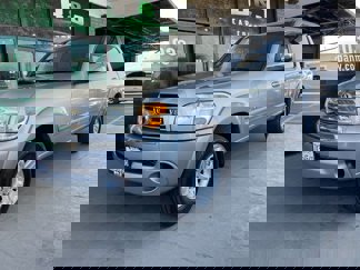Used 2004 Toyota Tundra SR5 image 1