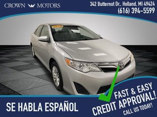 Used 2012 Toyota Camry L image 1