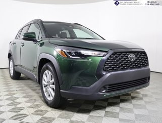 Used 2023 Toyota Corolla Cross LE image 1