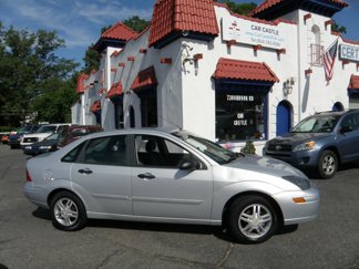 Used 2004 Ford Focus SE image 1
