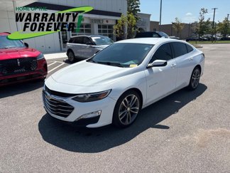 Used 2022 Chevrolet Malibu LT image 1