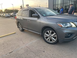 Used 2019 Nissan Pathfinder SL w/ SL Premium Package image 1