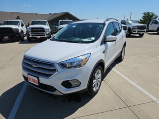 Used 2018 Ford Escape SE image 1