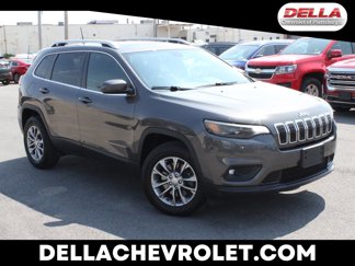 Used 2019 Jeep Cherokee Latitude Plus w/ Comfort/Convenience Group image 1