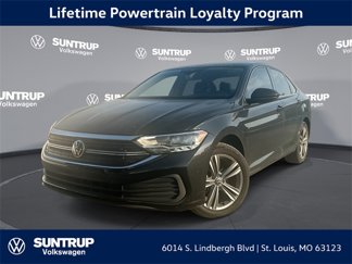 Used 2022 Volkswagen Jetta SE image 1