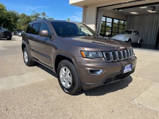 Used 2017 Jeep Grand Cherokee Laredo w/ Quick Order Package 23E image 1