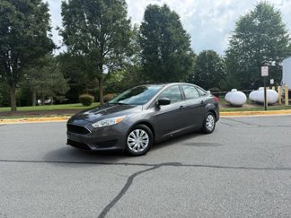 Used 2015 Ford Focus S image 1