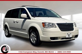 Used 2010 Chrysler Town & Country Touring image 1